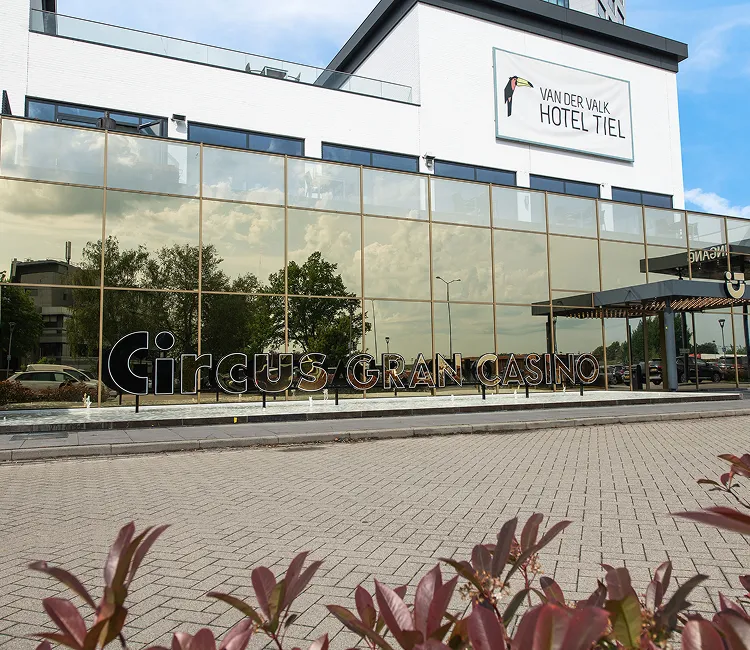 Gran Casino Hotel Tiel image 1