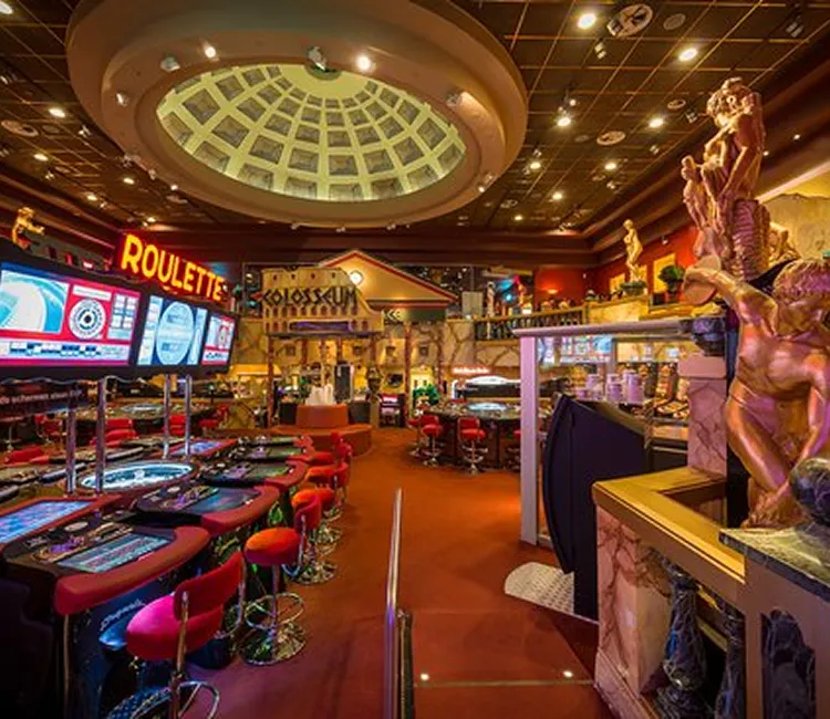 Roman Palace Casino Hotel image 2